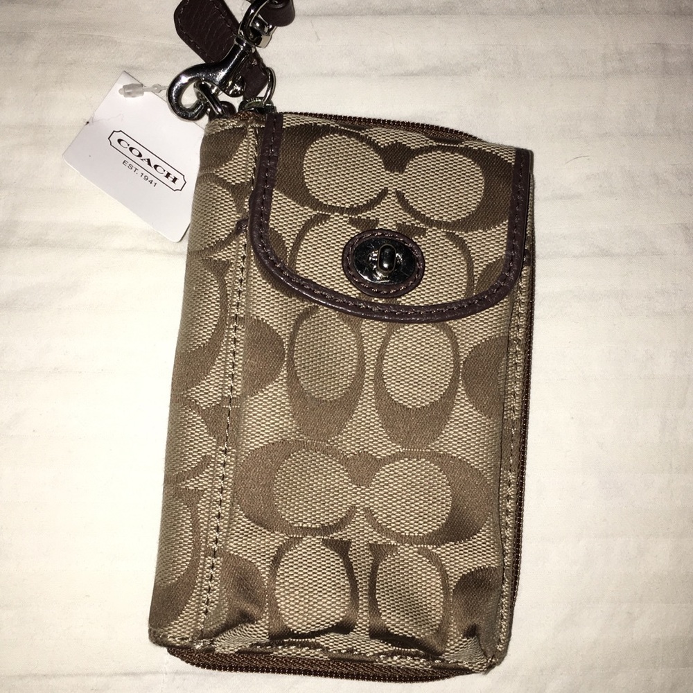 NWT Coach Park Signature Zip Wristlet/Wallet